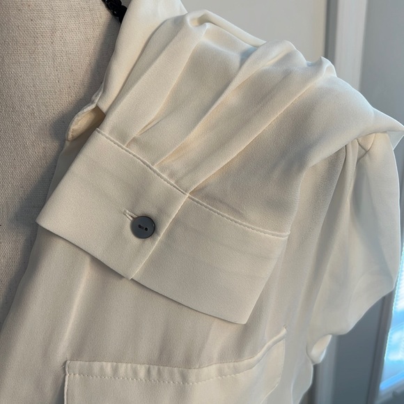 NWT Ann Taylor Factory Cream Blouse - Picture 3 of 6